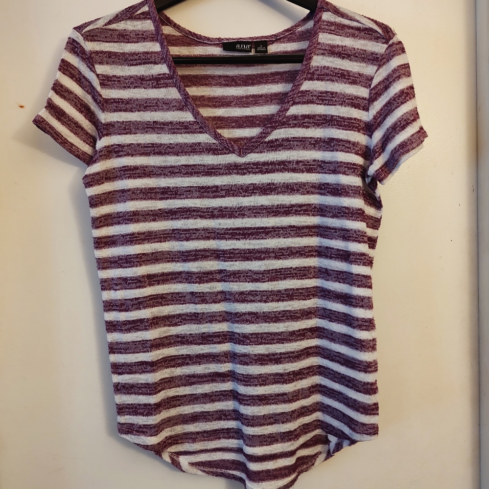 a.n.a. Magenta stripe v-neck top. Size small.